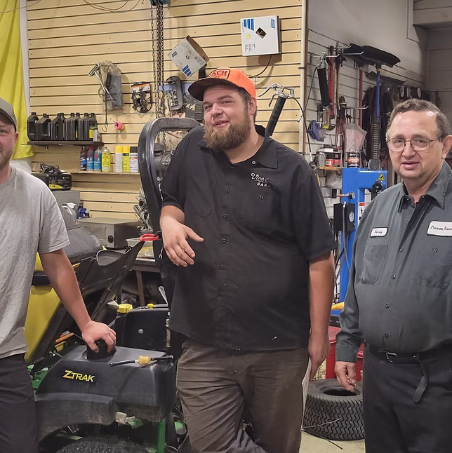 John Deere Dealer in Oconomowoc - Technician Team